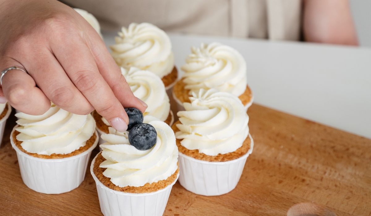 Coffee and Walnut Cake with Cream Cheese